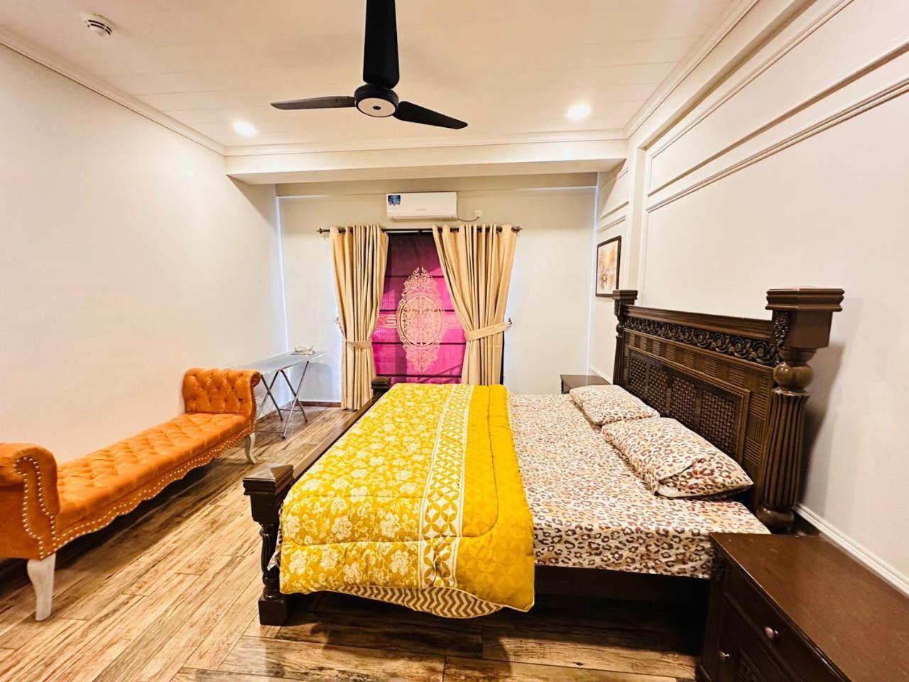 Holidazzle Serviced Apartments Bahria Town Rawalpindi Phòng bức ảnh